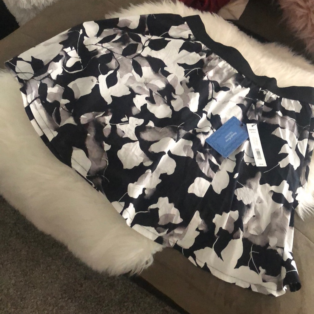 Vera wang skirt